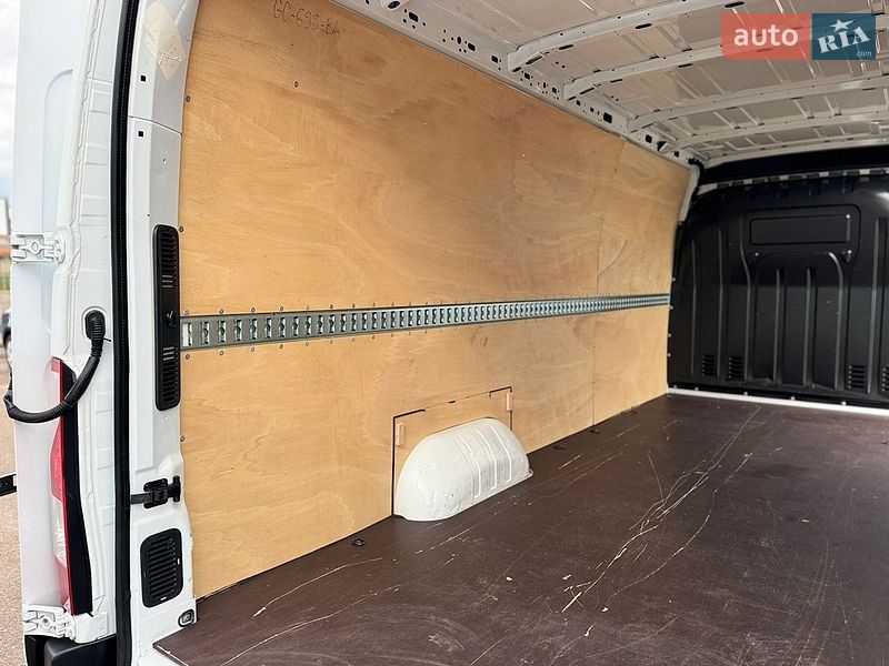Грузовой фургон Renault Master 2021 в Киеве