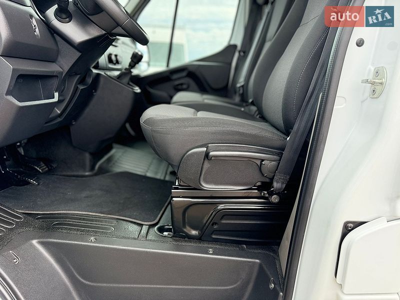 Грузовой фургон Renault Master 2021 в Киеве
