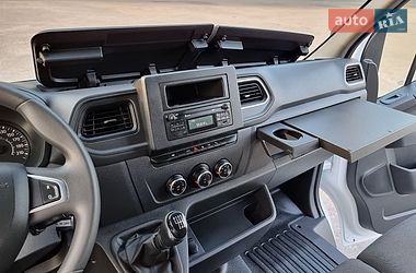 Вантажний фургон Renault Master 2021 в Житомирі
