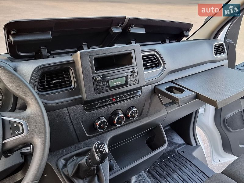 Вантажний фургон Renault Master 2021 в Житомирі