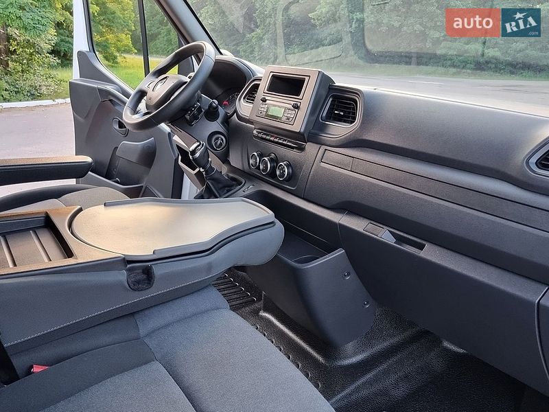 Вантажний фургон Renault Master 2021 в Житомирі