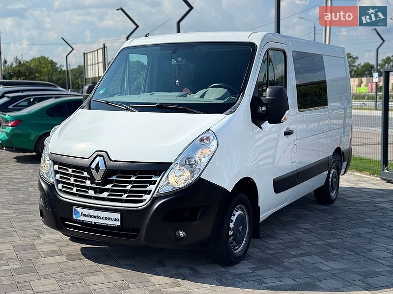 Мінівен Renault Master 2017 в Рівному фото 7 Мінівен Renault Master 2017 в Рівному