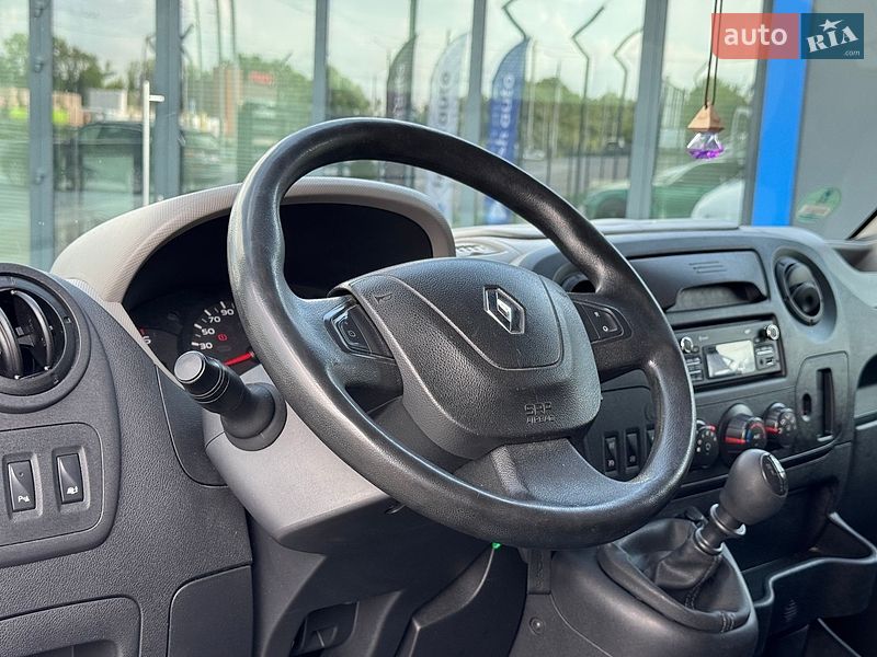 Мінівен Renault Master 2017 в Рівному фото 16 Мінівен Renault Master 2017 в Рівному
