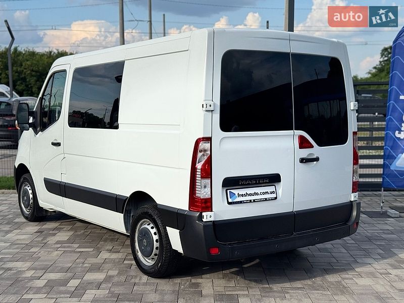 Мінівен Renault Master 2017 в Рівному фото 10 Мінівен Renault Master 2017 в Рівному