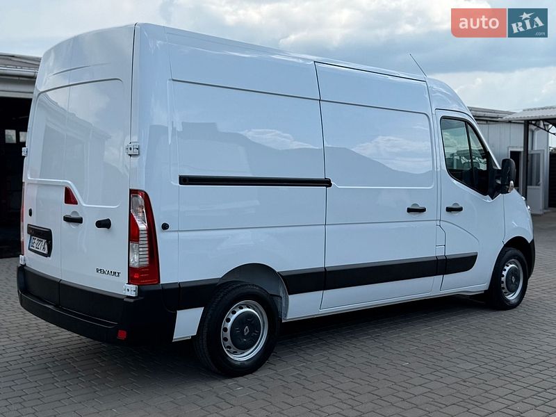 Вантажний фургон Renault Master 2018 в Дубні