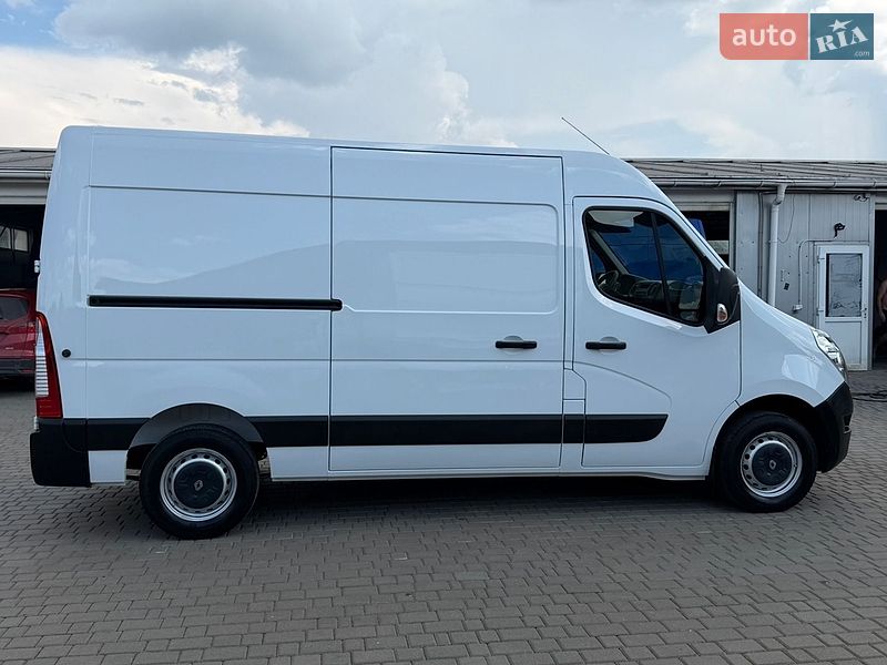 Вантажний фургон Renault Master 2018 в Дубні