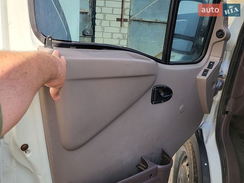 Вантажний фургон Renault Master 2001 в Харкові фото 10 Вантажний фургон Renault Master 2001 в Харкові