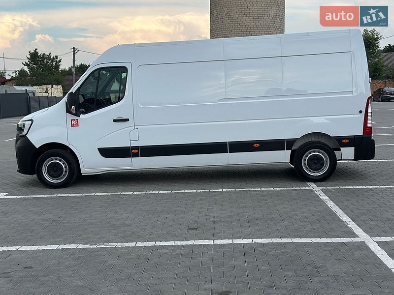 Грузовой фургон Renault Master 2022 в Дубно