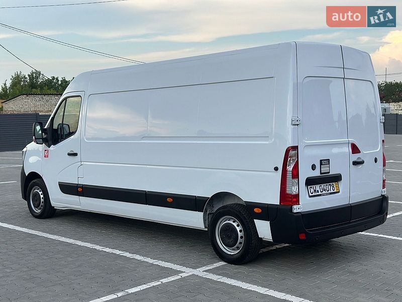 Грузовой фургон Renault Master 2022 в Дубно