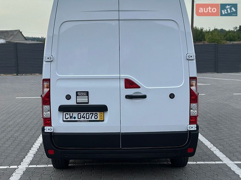 Грузовой фургон Renault Master 2022 в Дубно