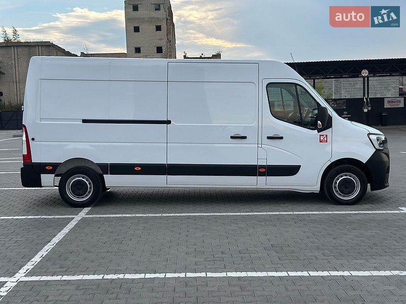 Грузовой фургон Renault Master 2022 в Дубно
