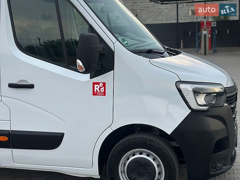 Грузовой фургон Renault Master 2022 в Дубно
