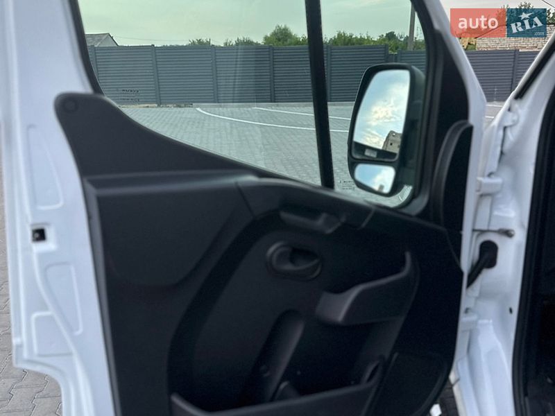 Грузовой фургон Renault Master 2022 в Дубно