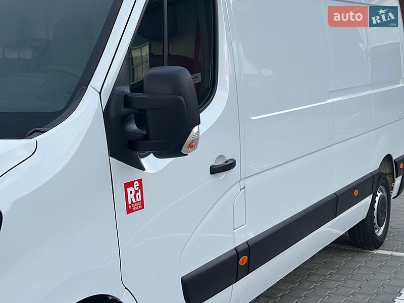 Грузовой фургон Renault Master 2022 в Дубно