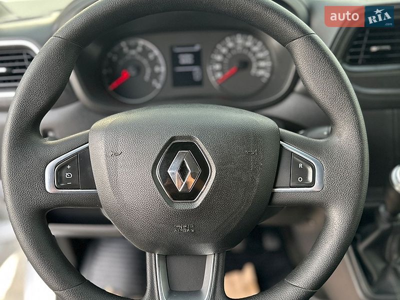 Грузовой фургон Renault Master 2022 в Дубно