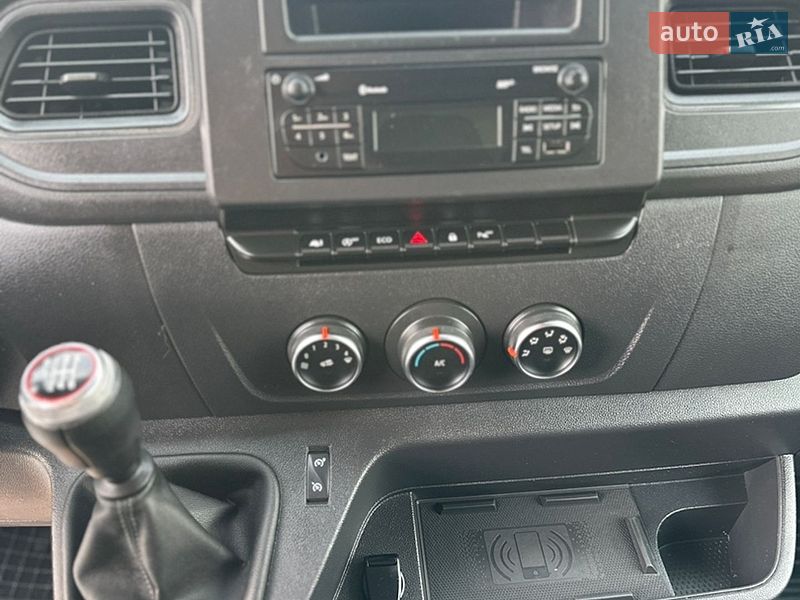 Грузовой фургон Renault Master 2022 в Дубно