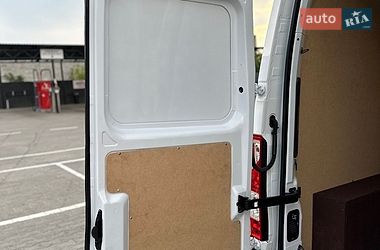 Грузовой фургон Renault Master 2022 в Дубно