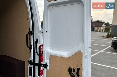Грузовой фургон Renault Master 2022 в Дубно