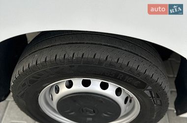 Грузовой фургон Renault Master 2022 в Дубно
