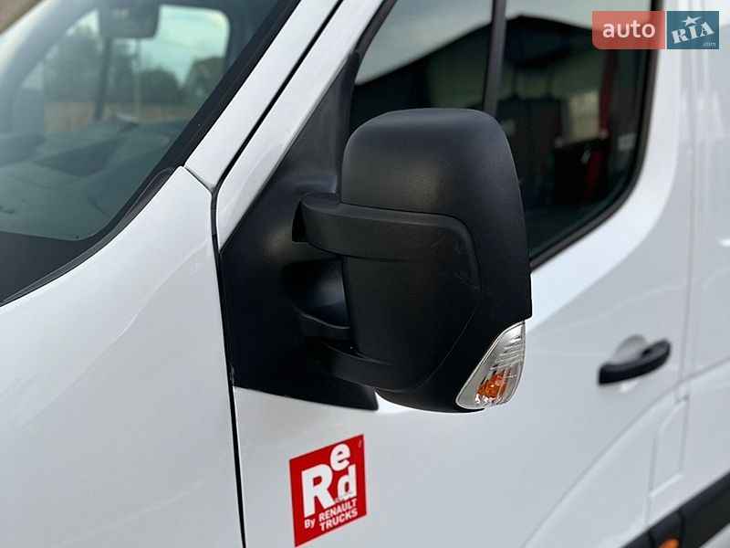 Грузовой фургон Renault Master 2022 в Дубно