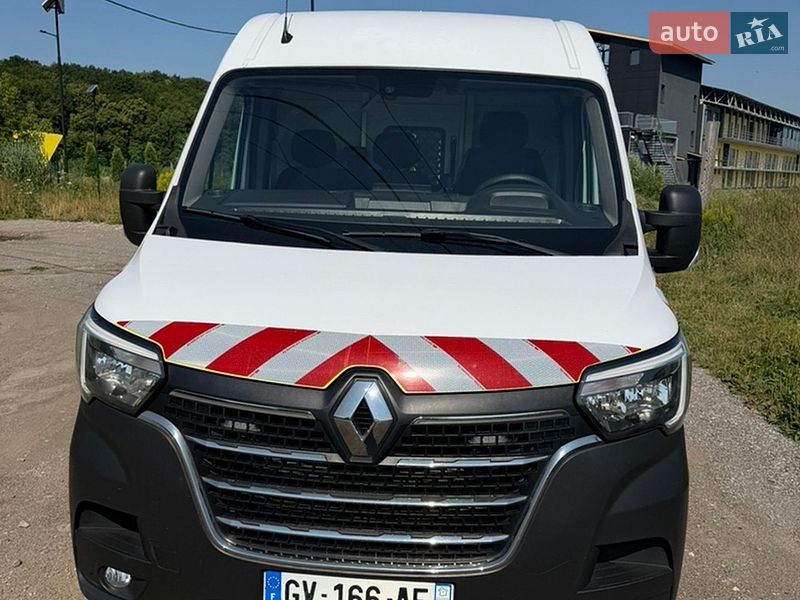 Renault Master 2024
