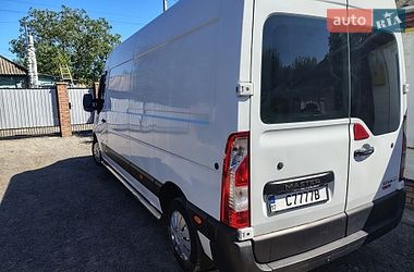 Грузовой фургон Renault Master 2015 в Лубнах