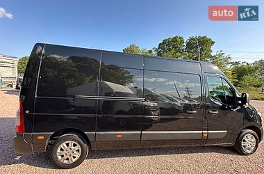 Вантажний фургон Renault Master 2018 в Рівному