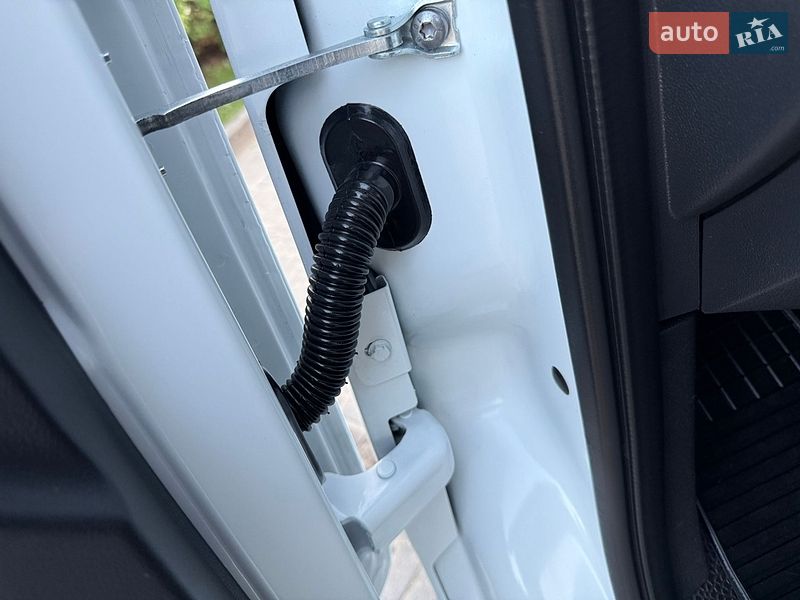 Грузовой фургон Renault Master 2021 в Дубно фото 34 Грузовой фургон Renault Master 2021 в Дубно