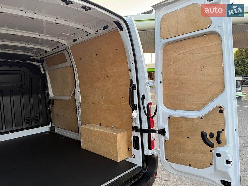 Грузовой фургон Renault Master 2021 в Дубно фото 66 Грузовой фургон Renault Master 2021 в Дубно
