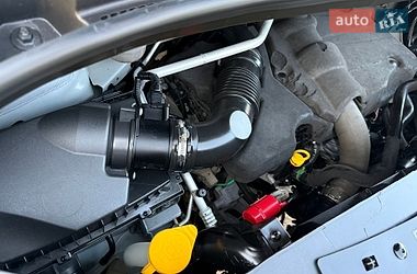 Грузовой фургон Renault Master 2021 в Дубно фото 90 Грузовой фургон Renault Master 2021 в Дубно
