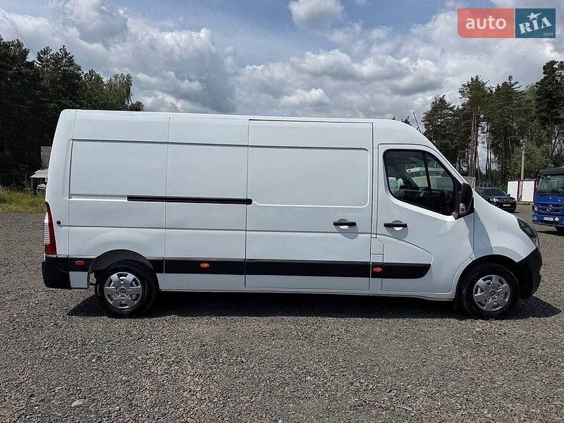 Вантажний фургон Renault Master 2021 в Дніпрі