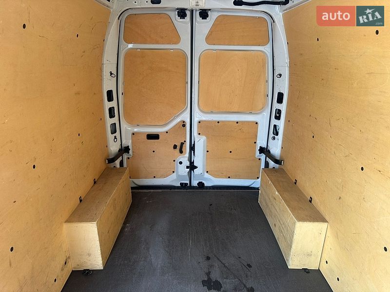 Вантажний фургон Renault Master 2018 в Рівному