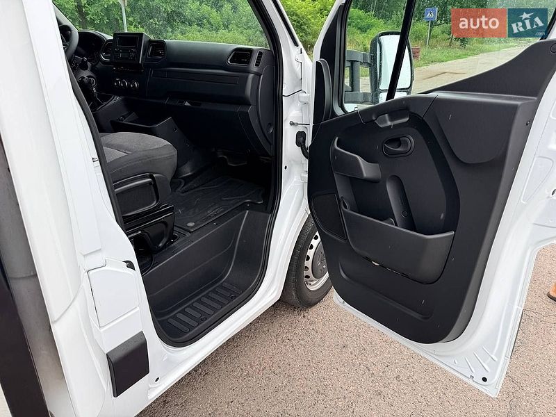 Тентованый Renault Master 2023 в Киеве