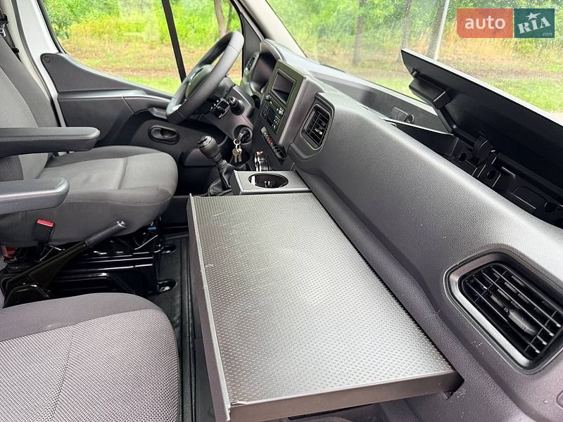Тентованый Renault Master 2023 в Киеве