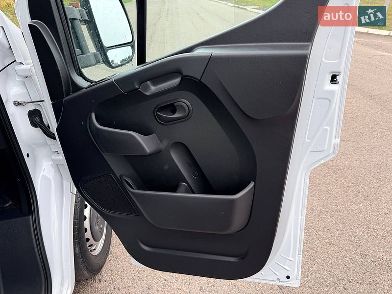 Тентованый Renault Master 2023 в Киеве