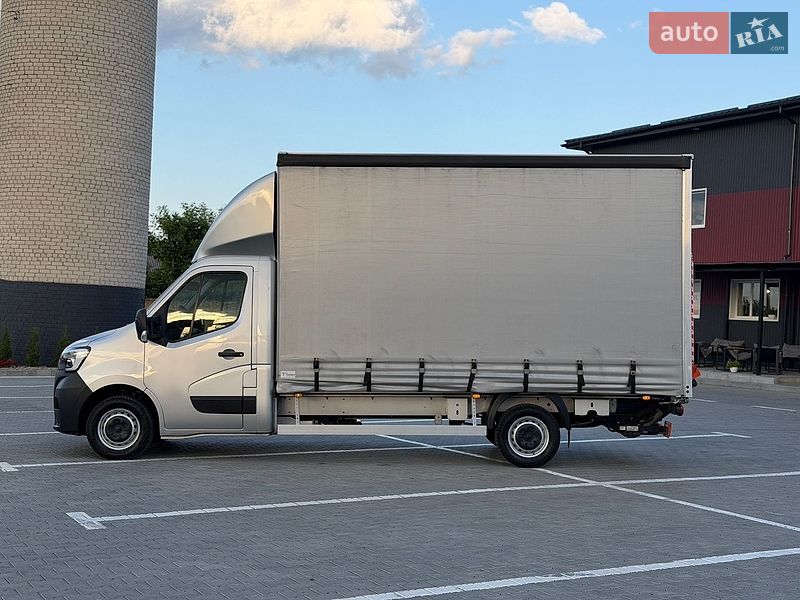 Вантажний фургон Renault Master 2023 в Дубні