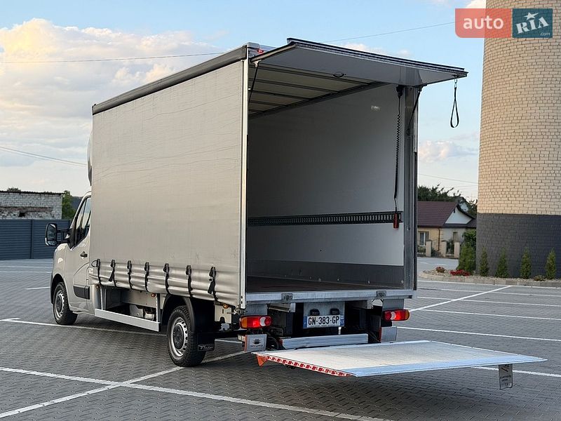 Вантажний фургон Renault Master 2023 в Дубні