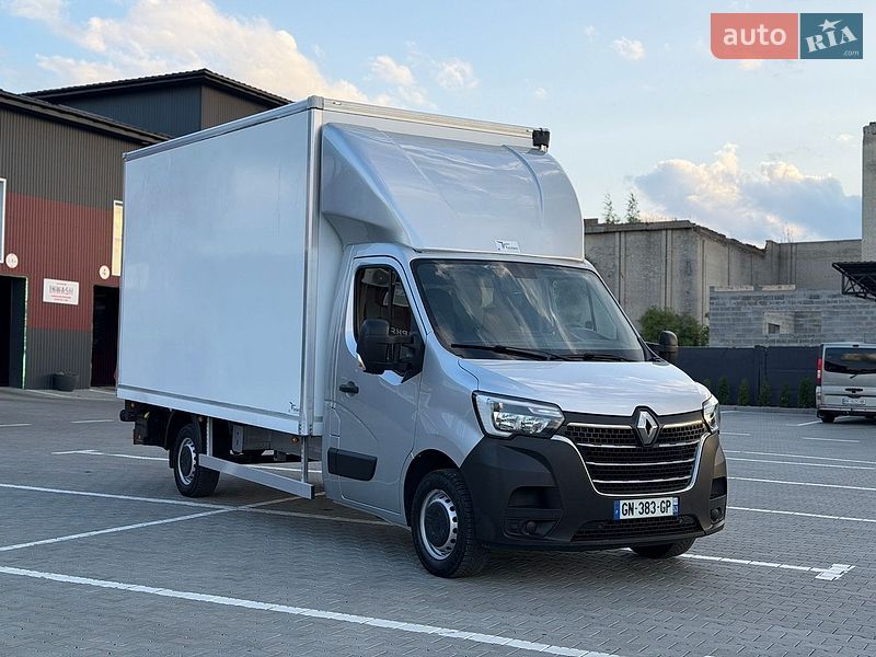 Вантажний фургон Renault Master 2023 в Дубні
