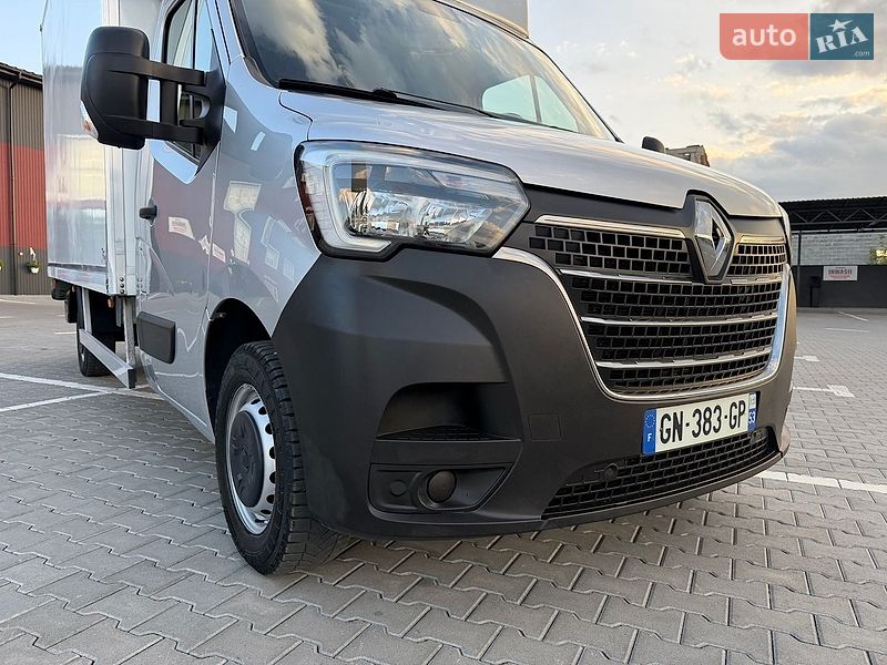 Вантажний фургон Renault Master 2023 в Дубні
