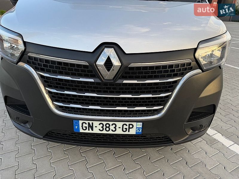 Вантажний фургон Renault Master 2023 в Дубні