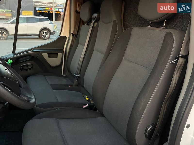 Грузовой фургон Renault Master 2015 в Киеве фото 19 Грузовой фургон Renault Master 2015 в Киеве