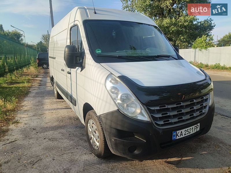 Грузовой фургон Renault Master 2013 в Броварах