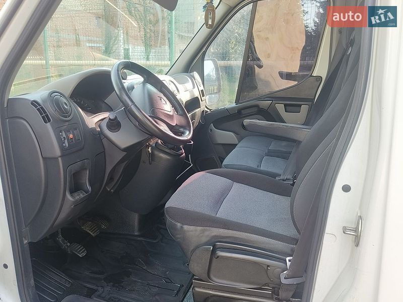 Грузовой фургон Renault Master 2013 в Броварах