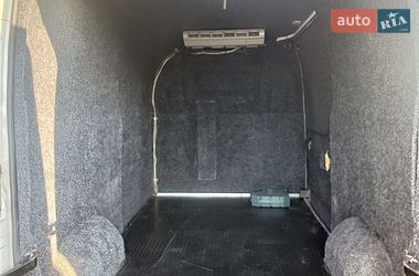 Грузовой фургон Renault Master 2013 в Броварах