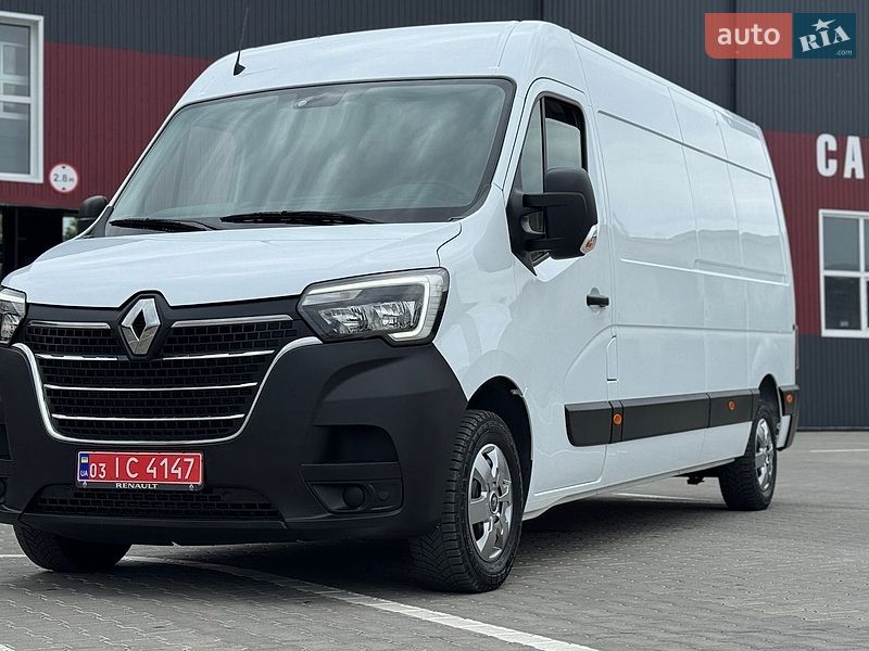 Вантажний фургон Renault Master 2023 в Дубні