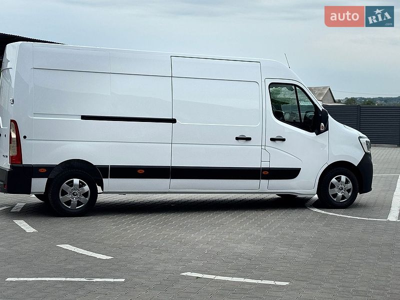 Вантажний фургон Renault Master 2023 в Дубні