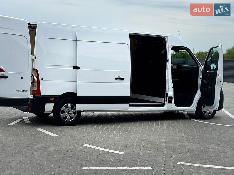 Вантажний фургон Renault Master 2023 в Дубні