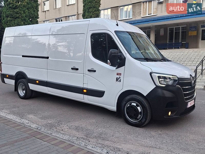Вантажний фургон Renault Master 2021 в Дубні