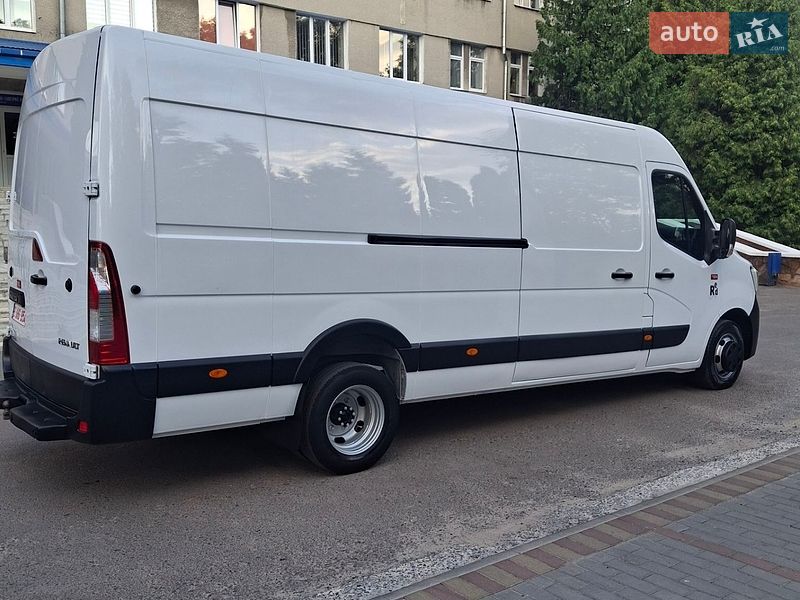 Вантажний фургон Renault Master 2021 в Дубні