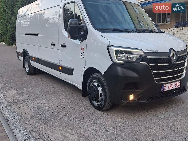 Вантажний фургон Renault Master 2021 в Дубні